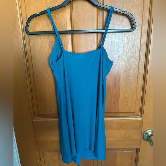 Small Body Central Teal Tank Top. - Picture 3 of 3